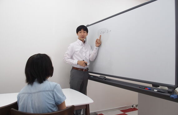 【大学進学K】三田駅近くの大学受験対策ができる個別指導も行う塾です